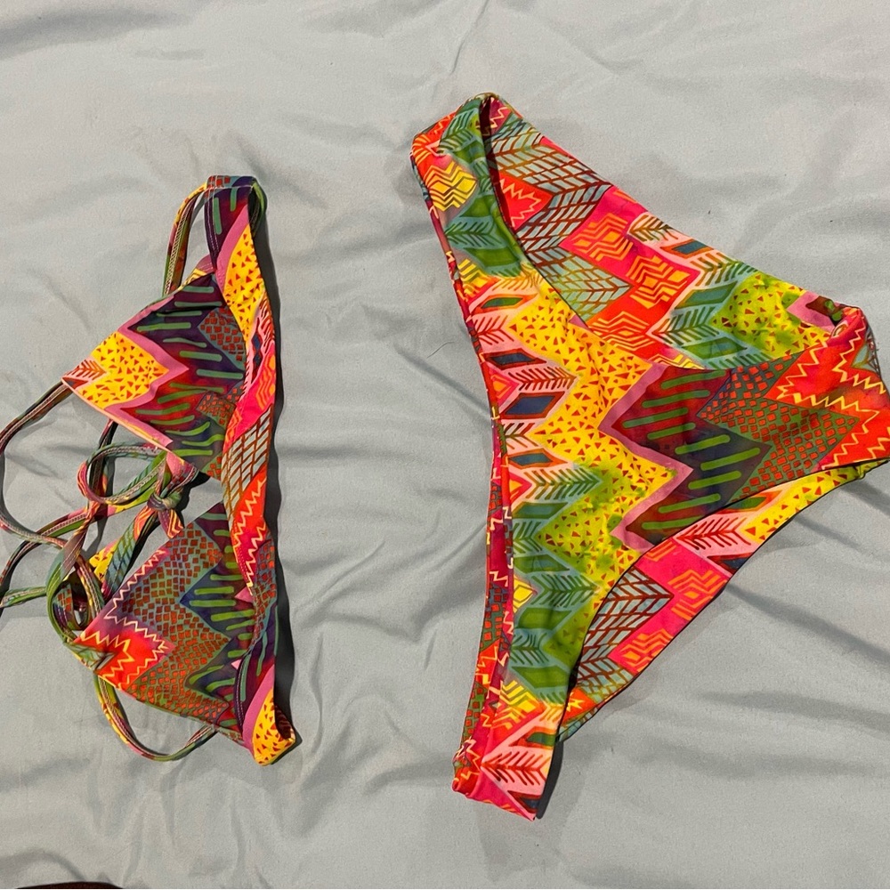 Kulani Kinis Bikini